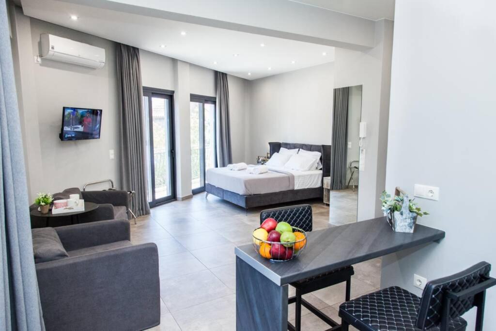 E Spacious Cornered Brand New Studio Apartment E Athen Eksteriør bilde